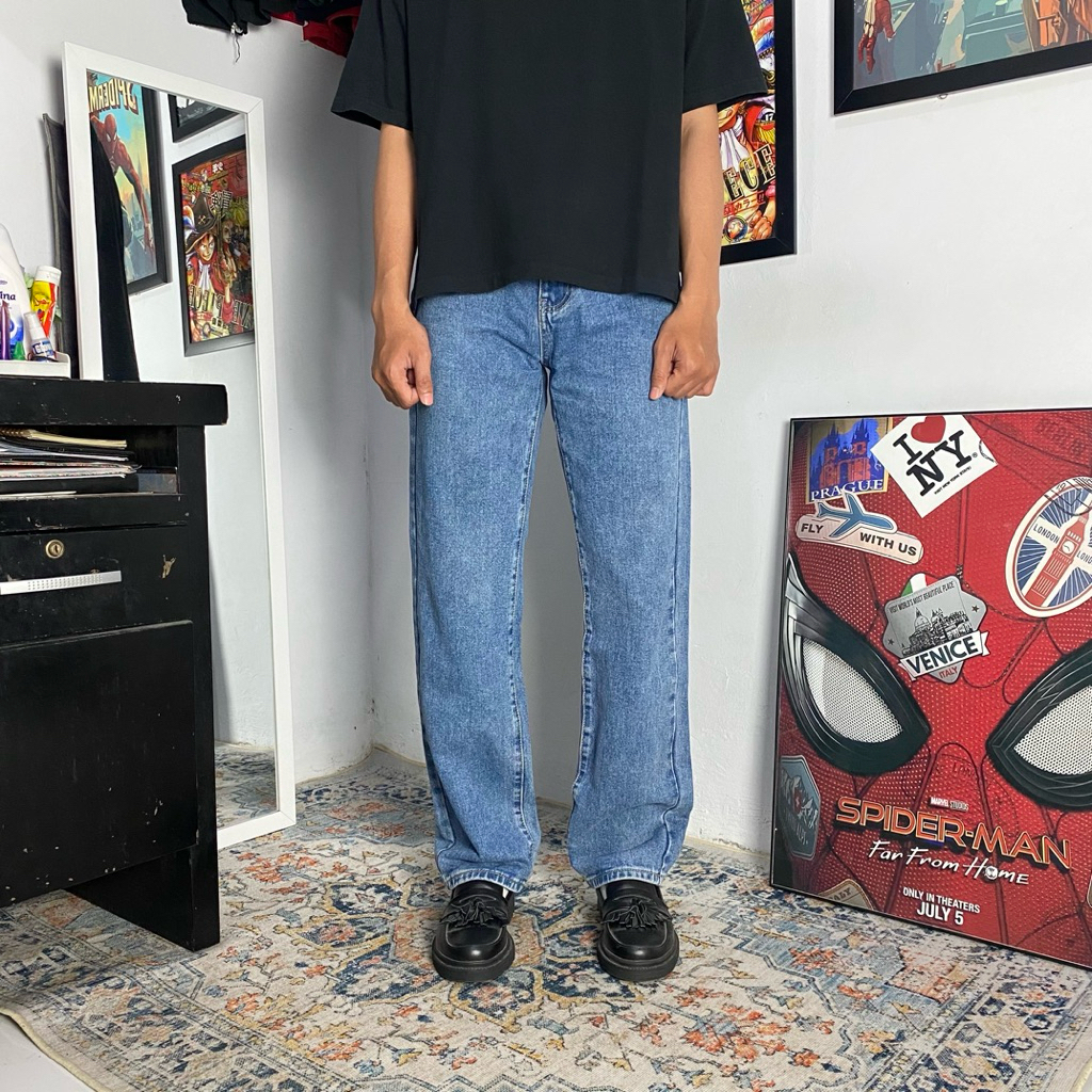 INVISIBLE REGULER BLUE JEANS