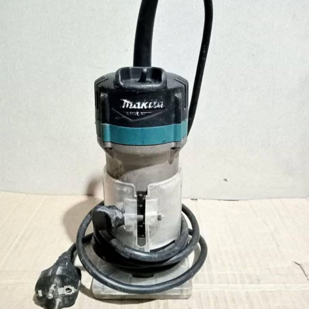 makita m3701 mesin profil trimmer router kayu bekas