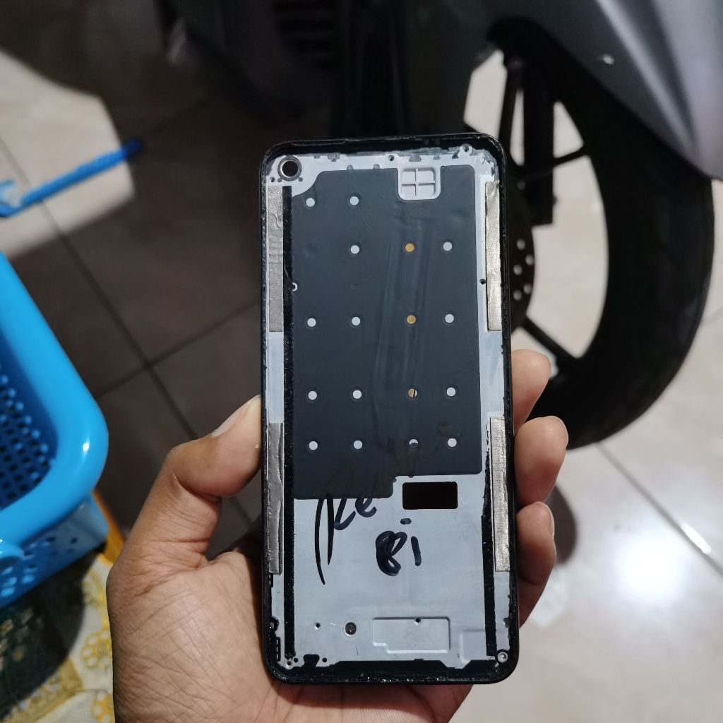 FRAME TATAKAN LCD REALME 8 / 8i ORI COPOTAN