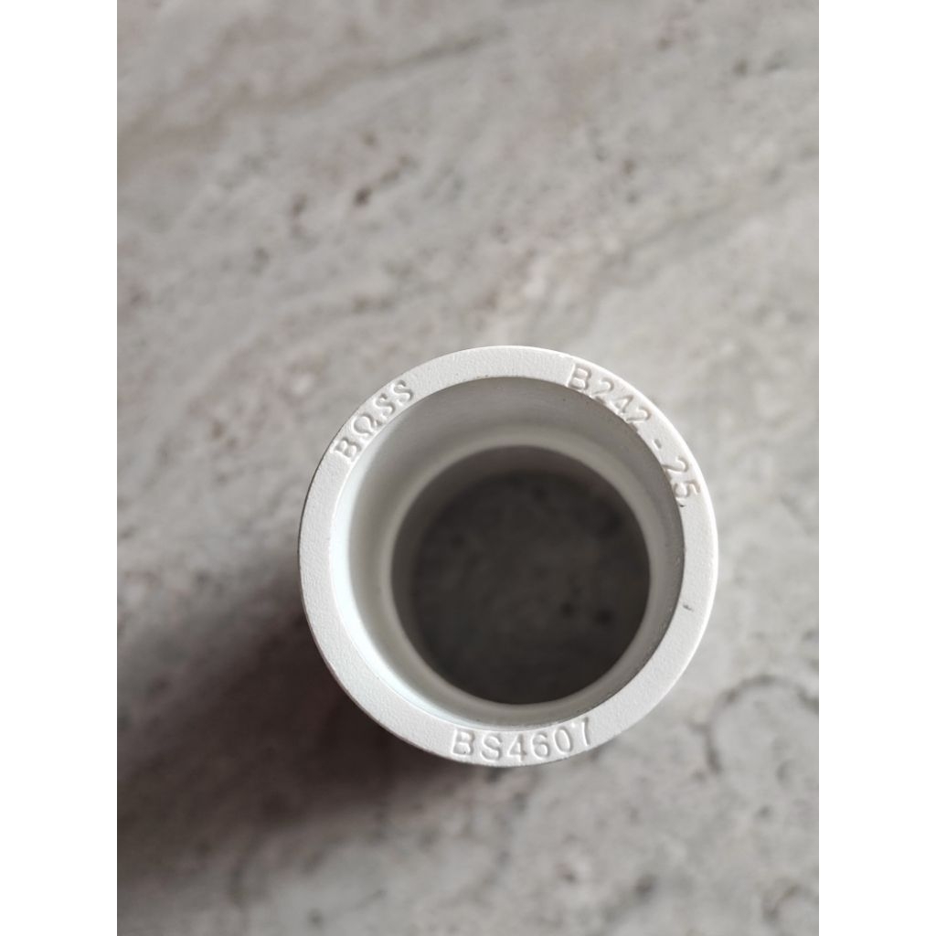 shock pipa conduit boss 25mm putih / shock pipa pvc conduit 25mm