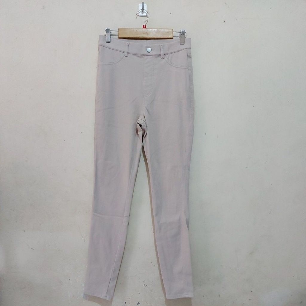 Celana legging Heattech UNI