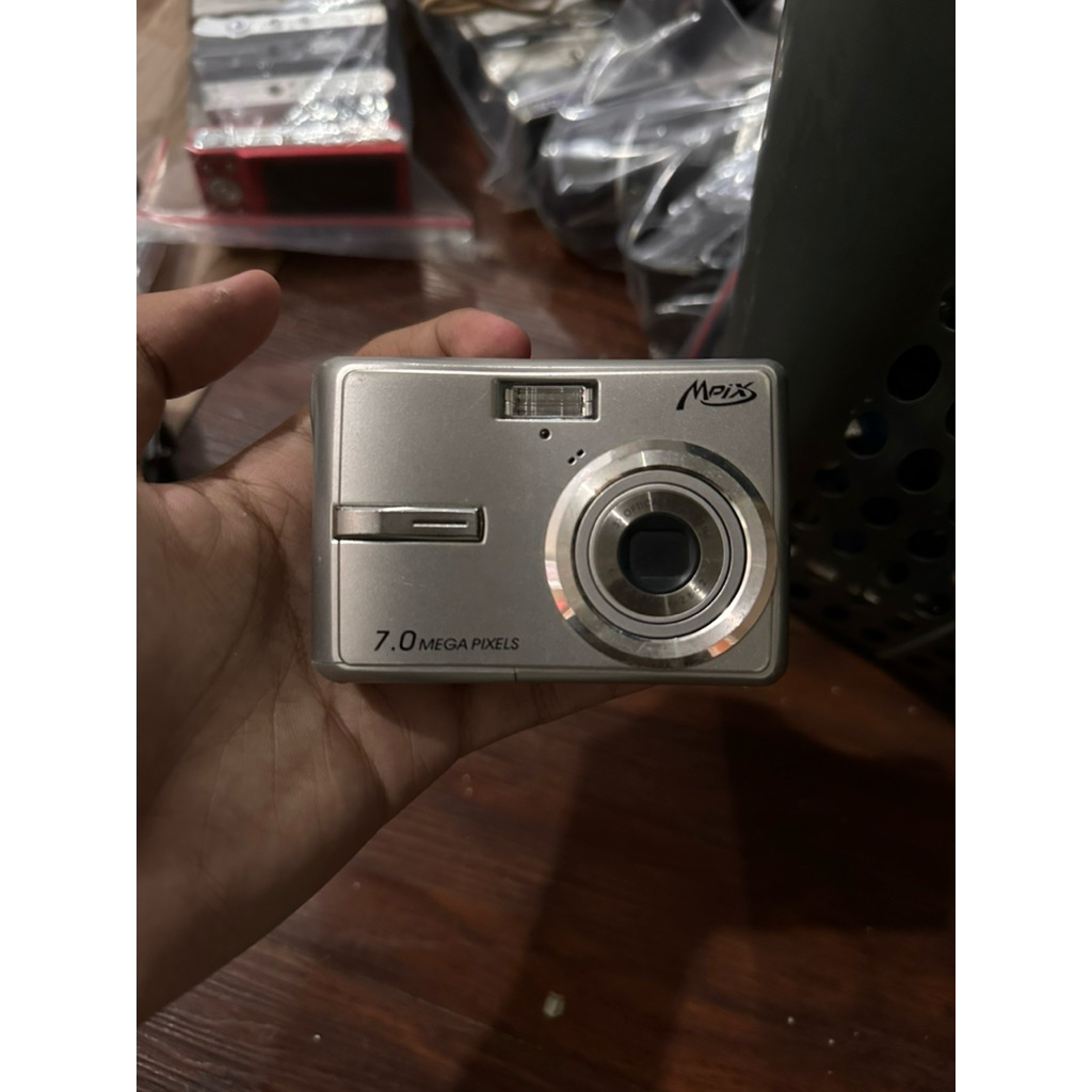 DIGICAM MPIX 7.0 MEGA PIXEL