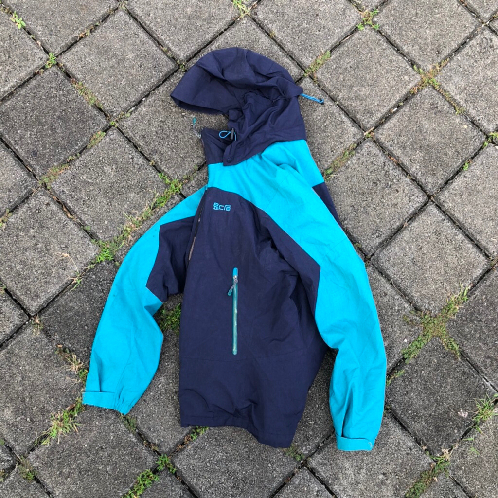 outdoor Echoroba gorpcore waterproof preloved not arcteryx