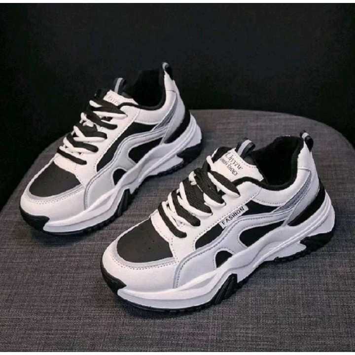 Sepatu Sneakers Wanita Terbaru Kekinian Korean Style Sneakers Cewek Kekinian