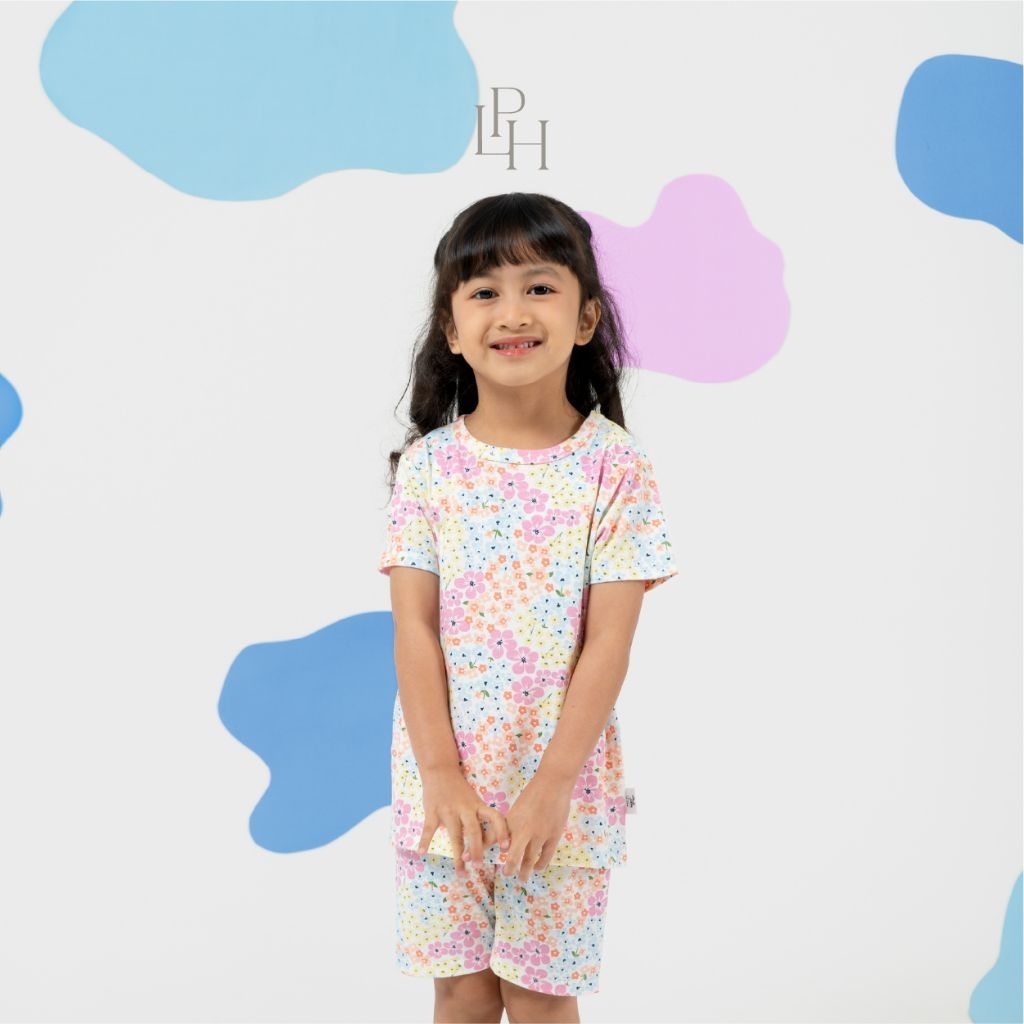 LITTLE PALMERHAUS LITTLE WEAR SHORT SLEEVE SET BABY & KIDS LITTLE PALMERHAUS - BAJU SETELAN PENDEK L