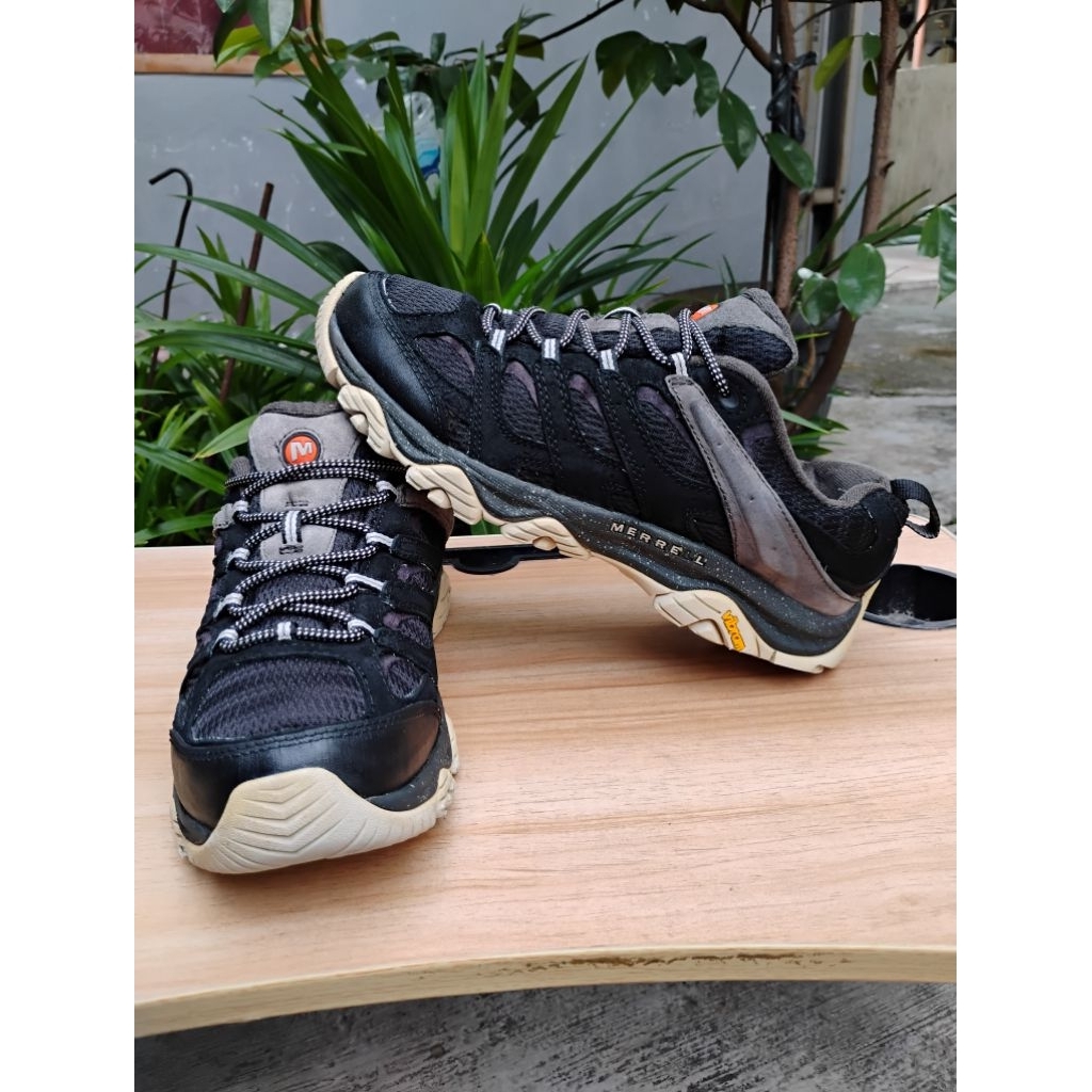 Merrell Moab 3 Black Noir hiking shoes