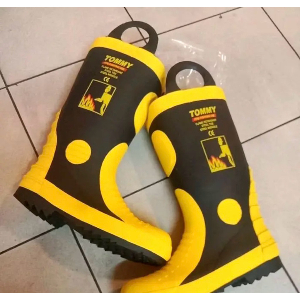 Sepatu Pemadam Kebakaran Tommy / Safety Shoes Fire Boots Tommy