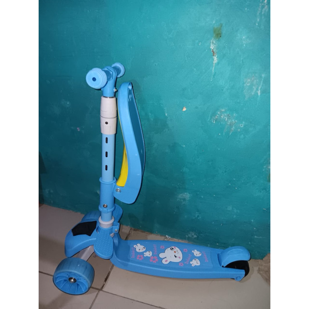 skuter lipat anak second masih mulus seperti baru