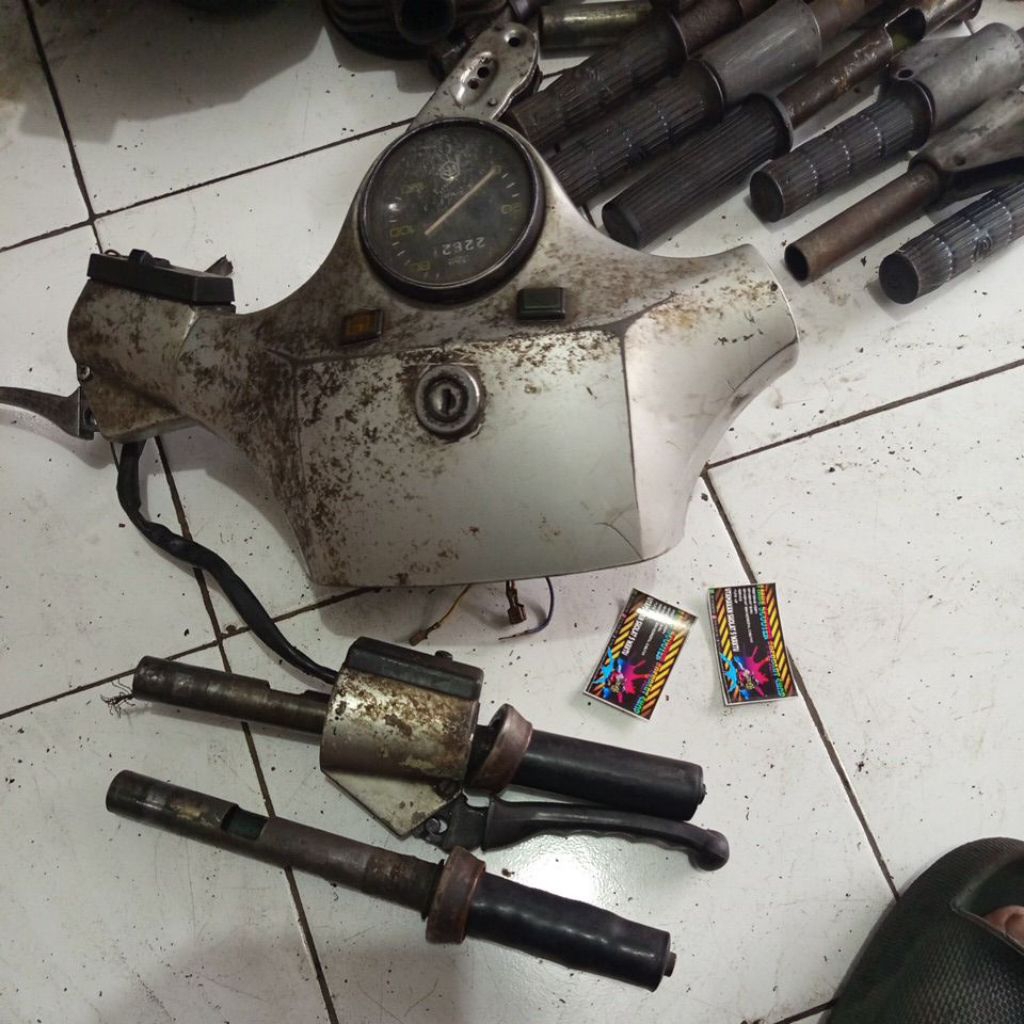 Stang batok vespa px ps original copotan