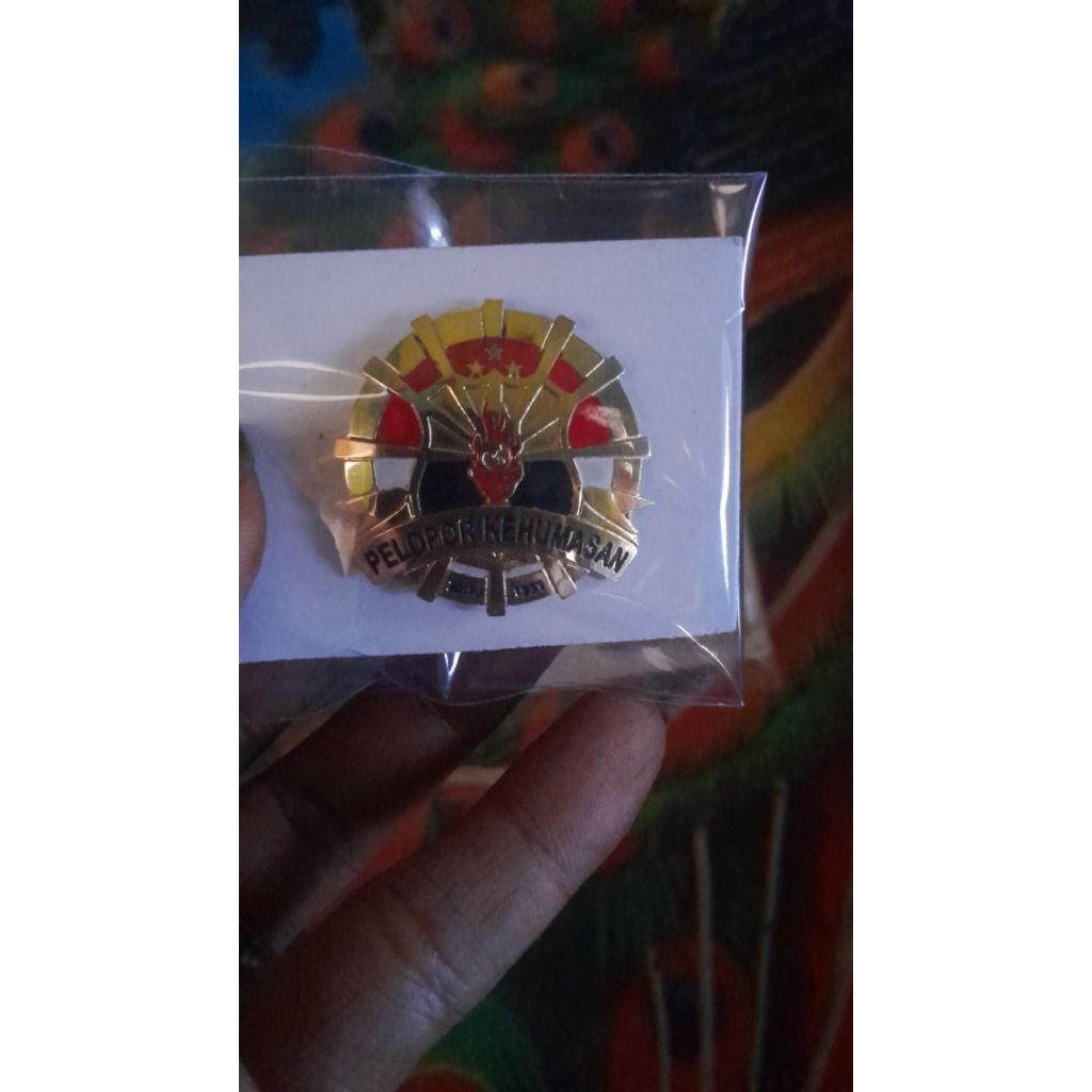 pin pelopor kehumasan