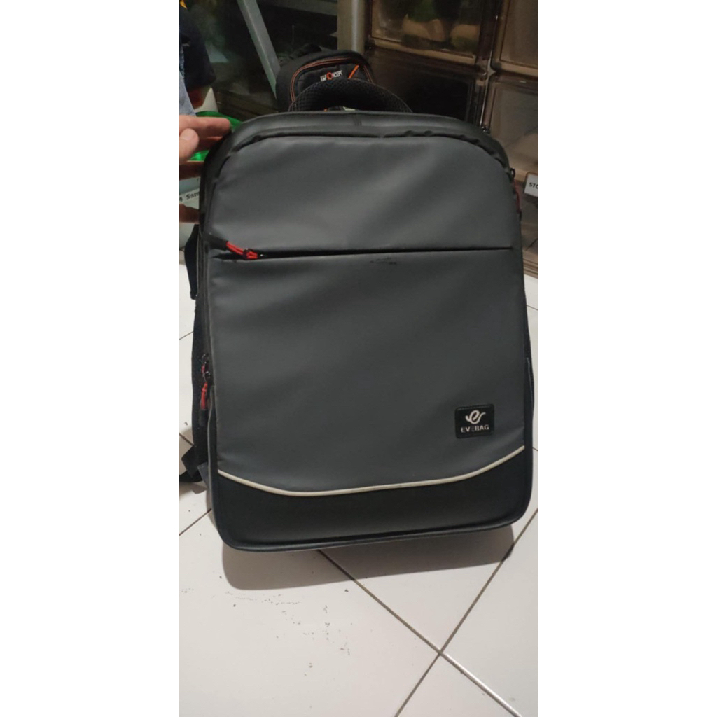 Tas Kamera Ransel bekas