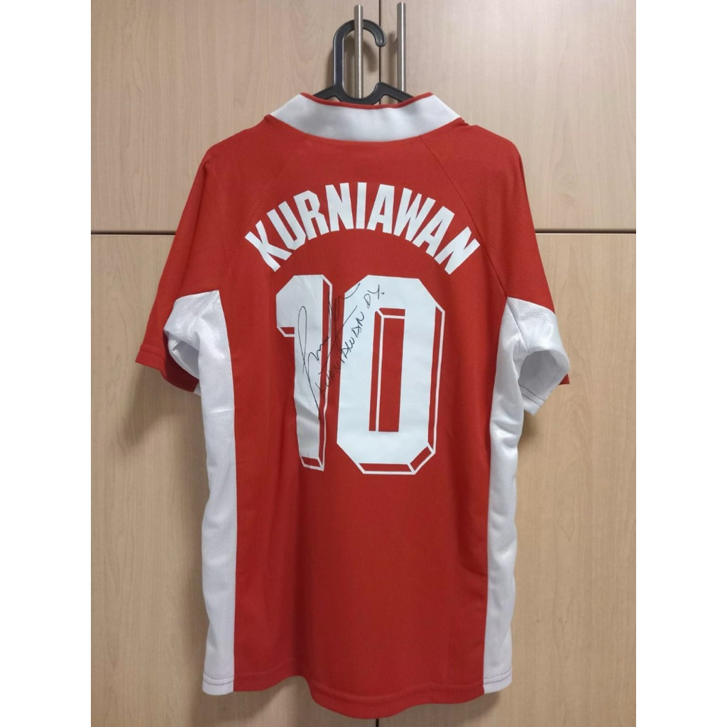 JERSEY TIMNAS INDONESIA HOME 1998 SIGNED KURNIAWAN