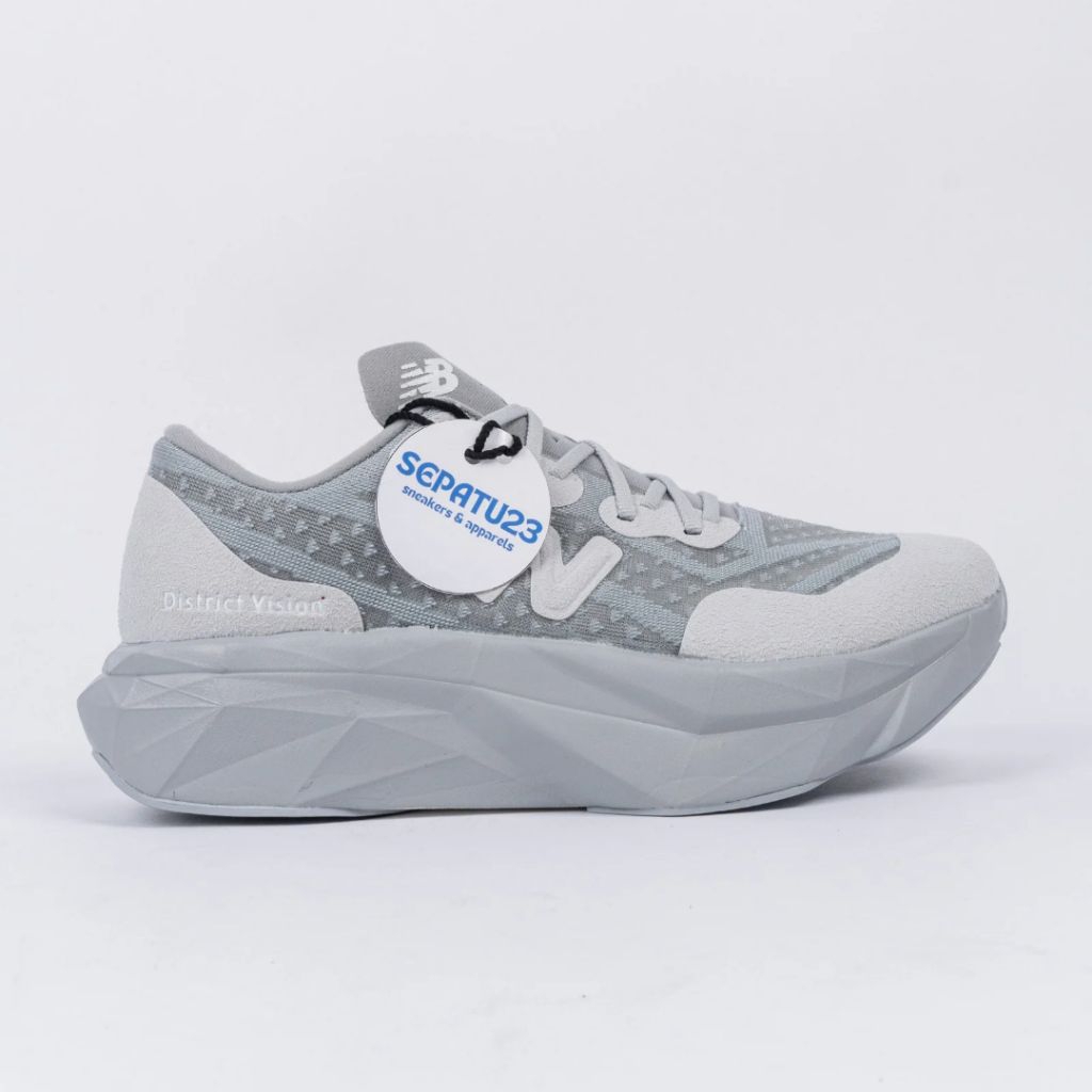 duatiga Sepatu Lari Pria - New Balance Fuelcell Supercomp Elite V4 District Vision Aluminium Grey