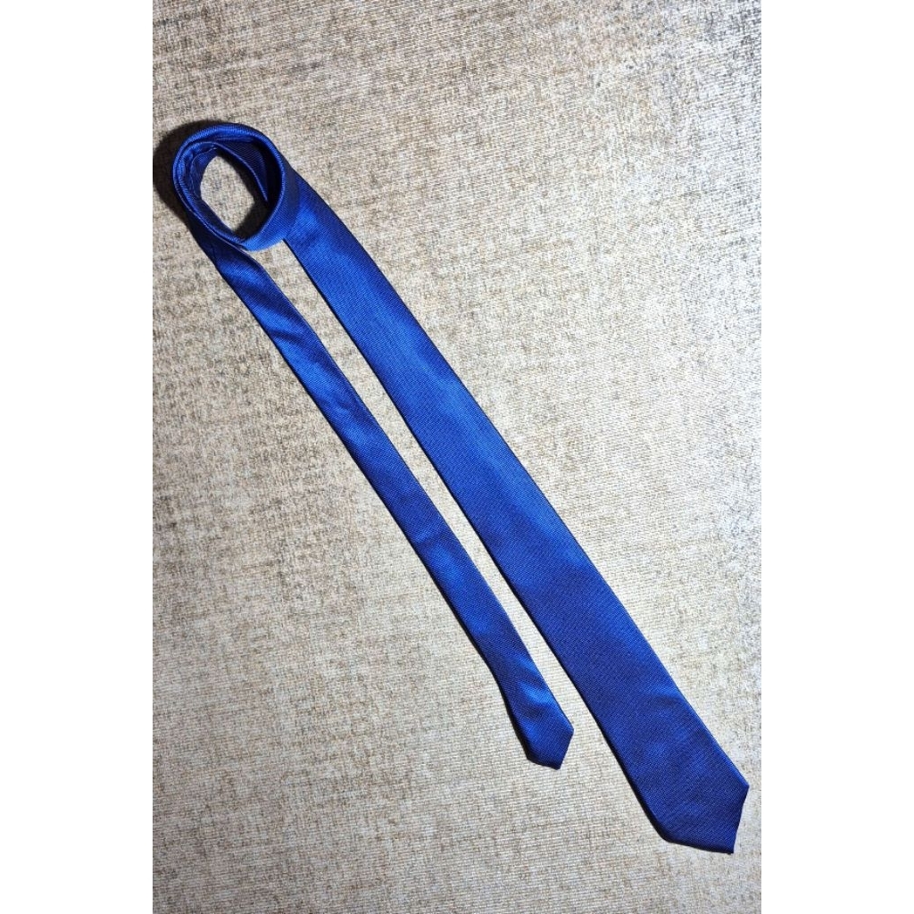 DC DECARLO Dasi Formal Pria