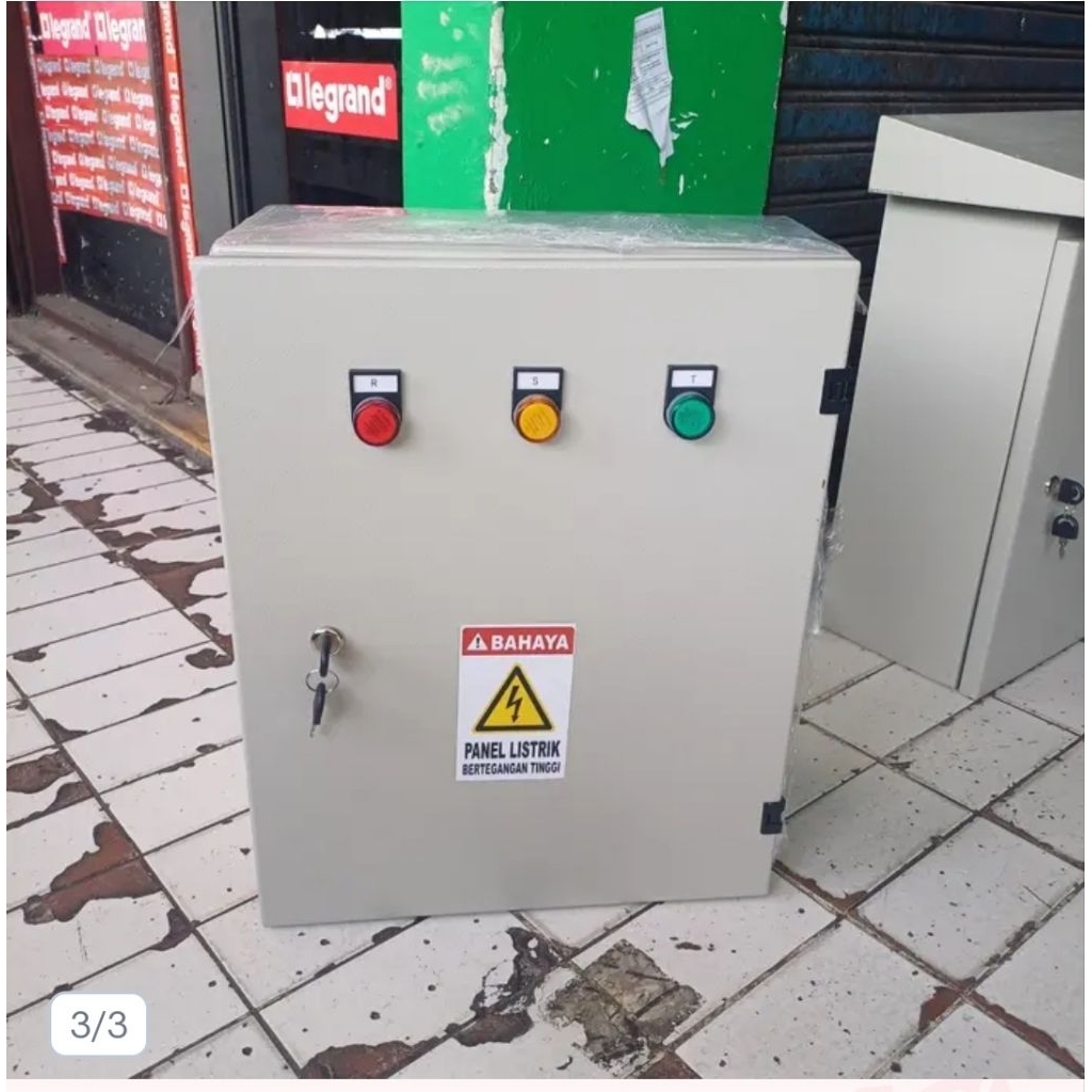 Panel listrik Distribusi 3 phass 50 A panel listrik jadi