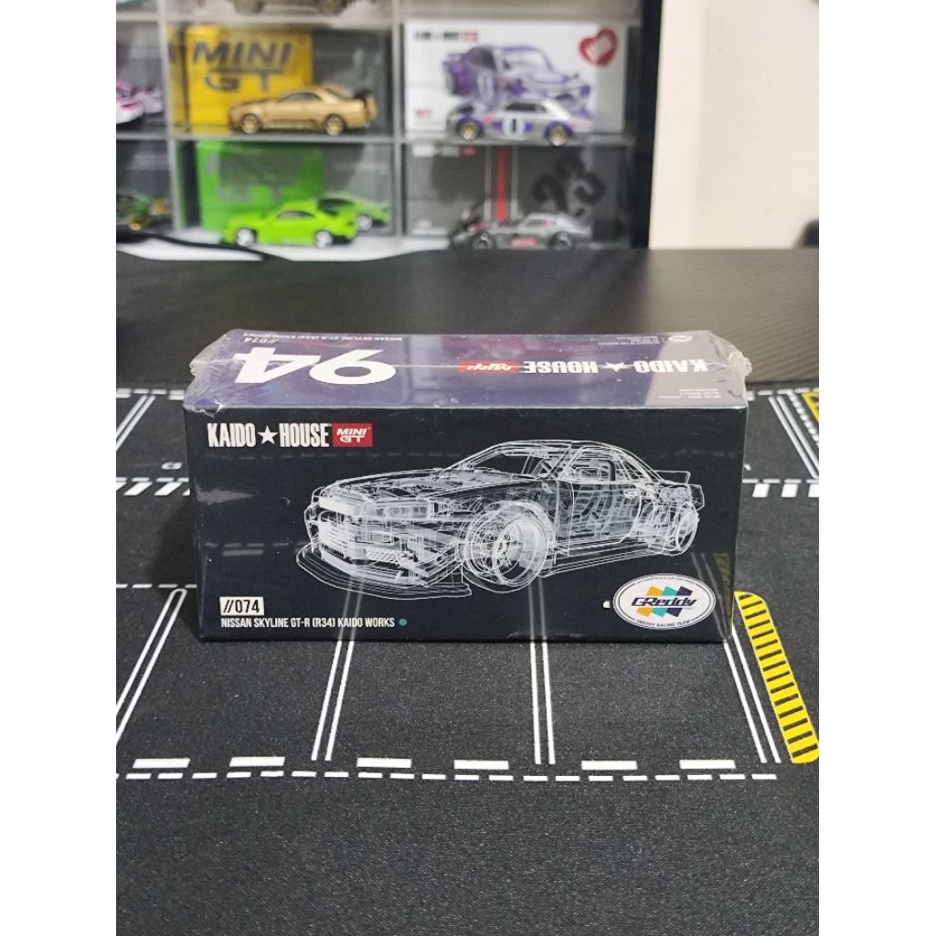 MiniGT Kaido House 074 Nissan SkylineR34 Greddy V1