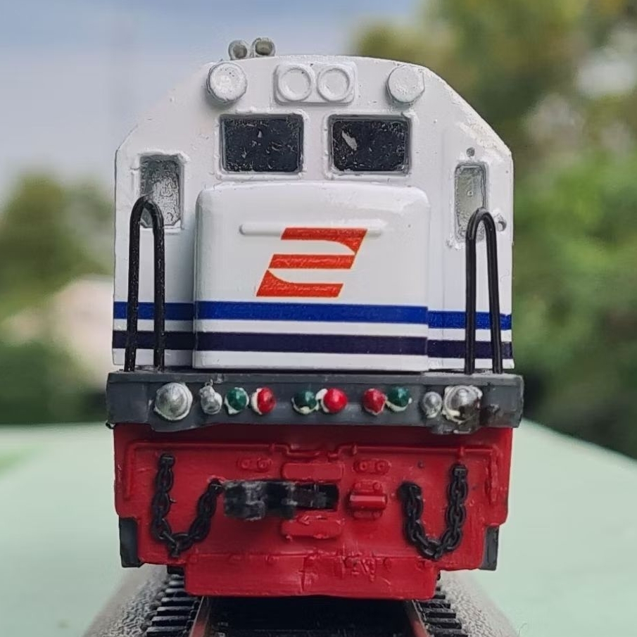 Agung Craft - Miniatur Kereta Api Lokomotif CC 201 50 Livery WnB PERUMKA - tanpa mesin Skala HO