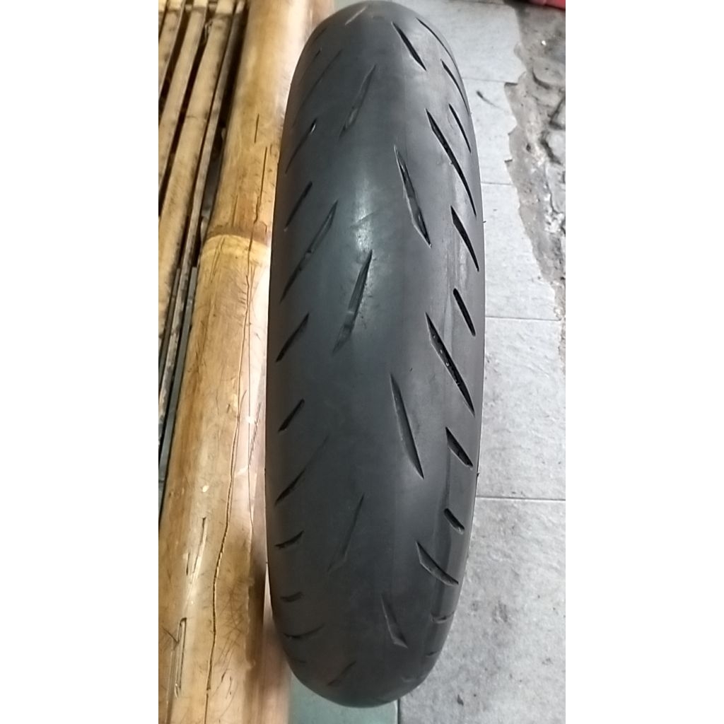 battlax s22 120/70-17