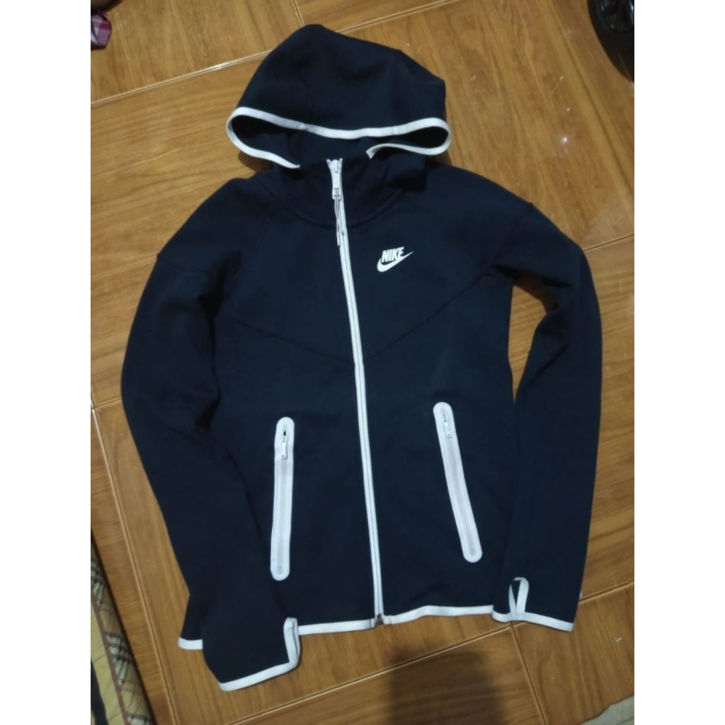 Jaket Nike Second / Preloved