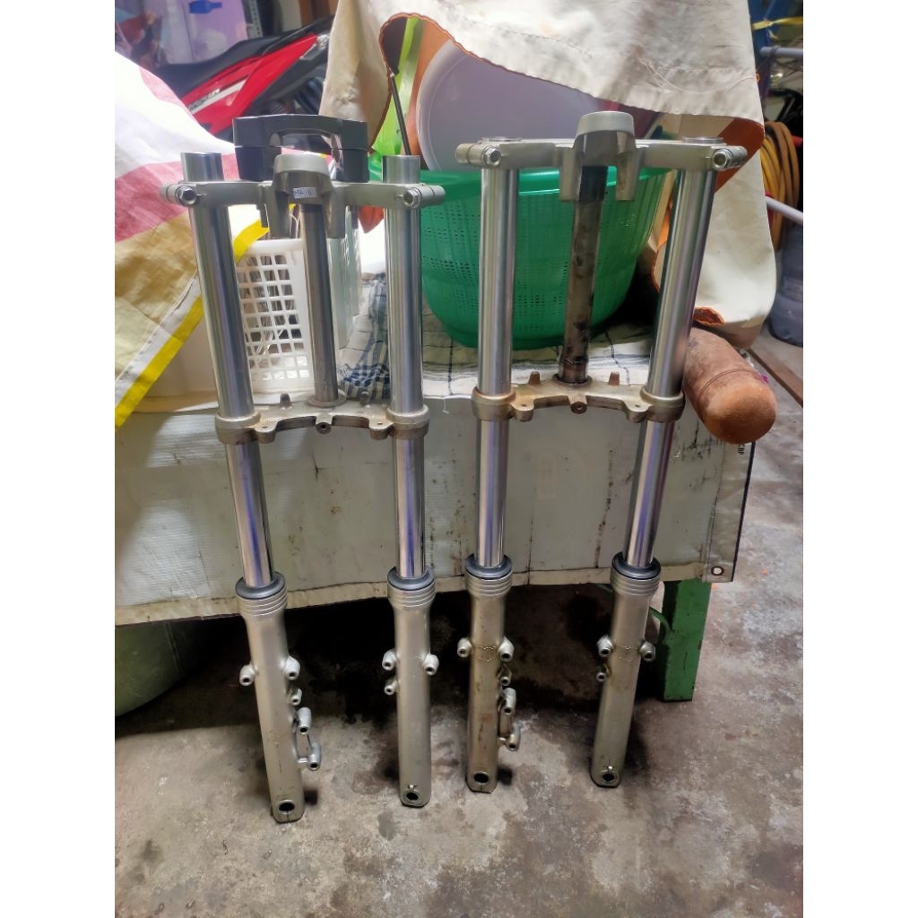 Shock Skok Depan Ninja R New Ori Coporan Cet Ori Pnp Honda