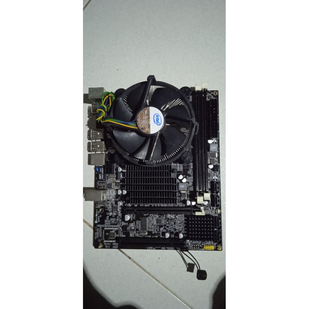 motherboard chipset X58 soket LGA 1366 Processor core i7