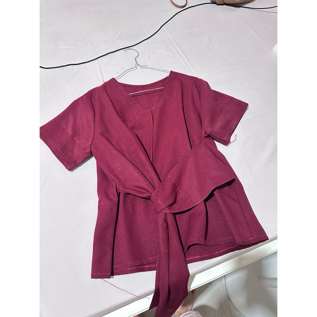 Blouse Merah Maroon