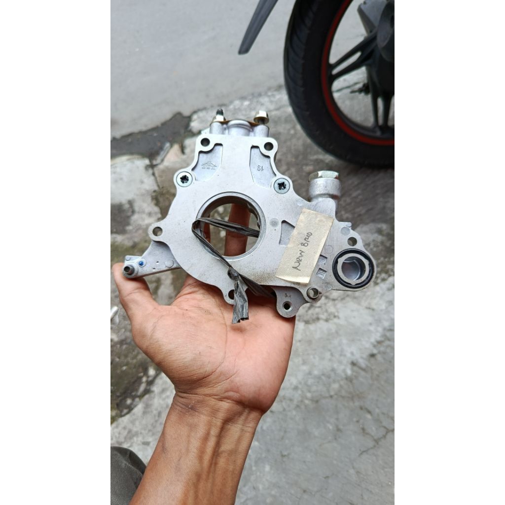 Pompa oli Honda Brio