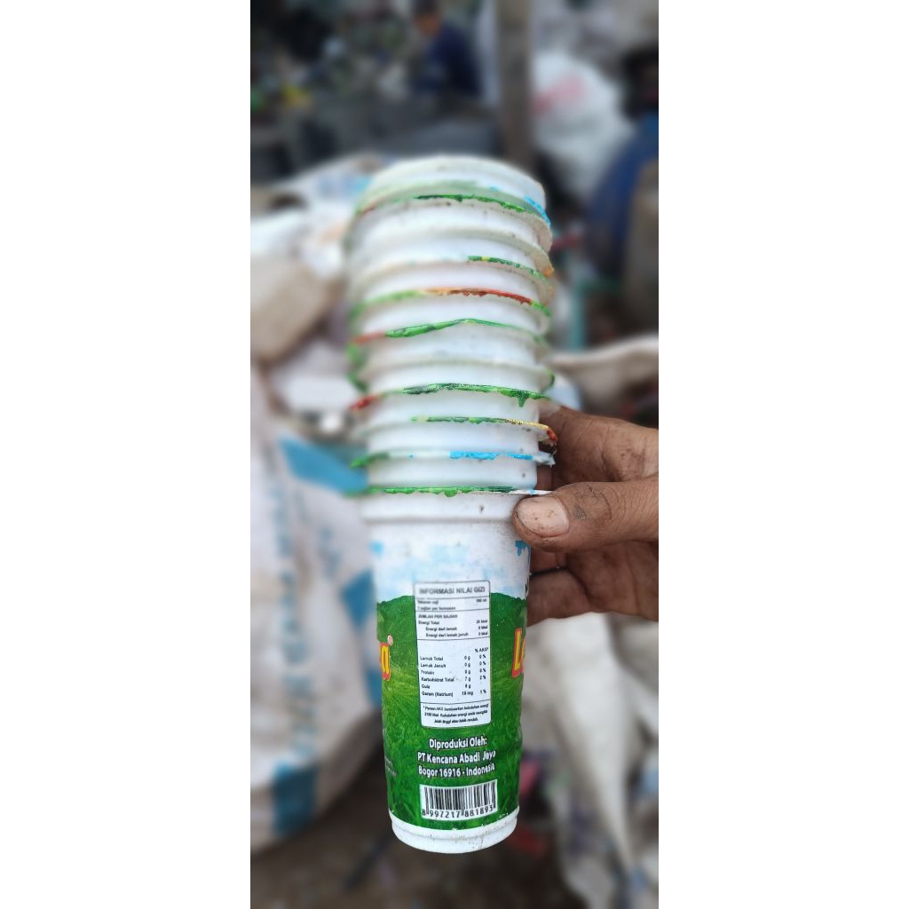 LIMBAH MINUMAN TEH GELAS, TEH RIO, MOUNTEA, ALE-ALE.(untuk semai tanaman para petani)