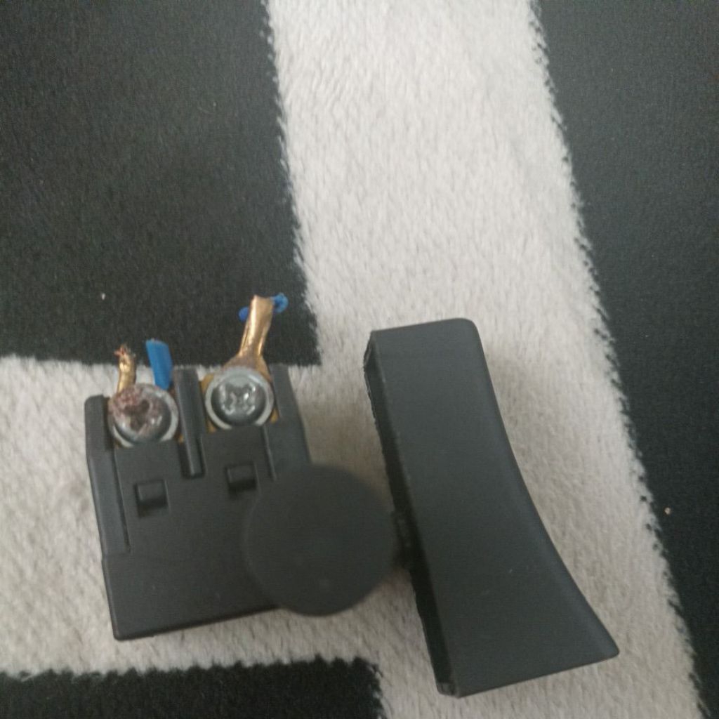 mesin amplas kayu tembok UCHIHA electric sander polisher model makita