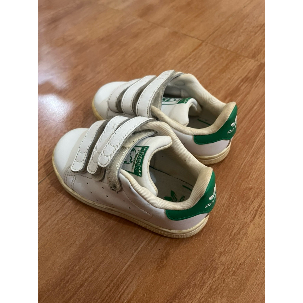 [Preloved] Sepatu Adidas Stan Smith shoes untuk Anak 1-2tahun