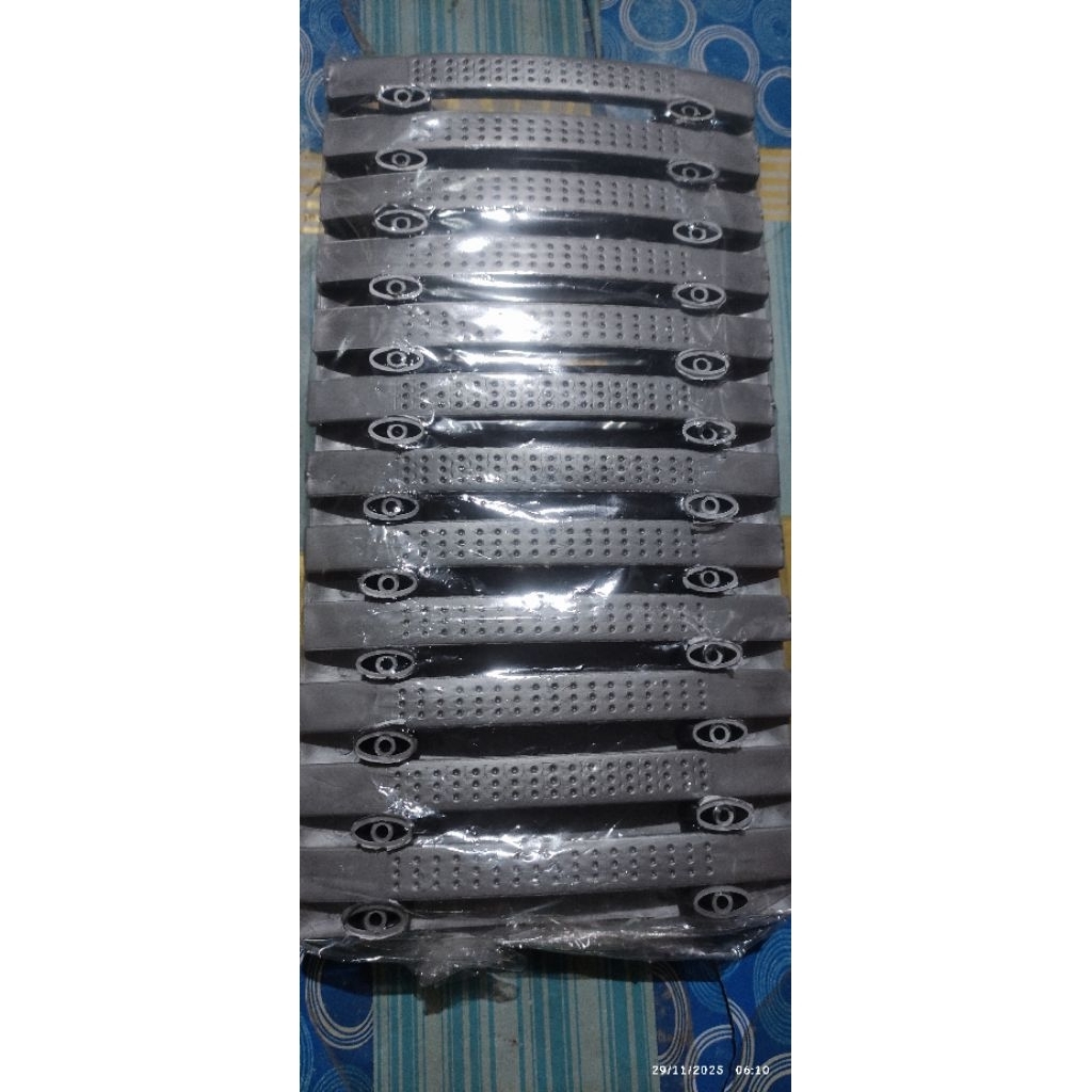 handle bintik plastik hendel pintu lemari