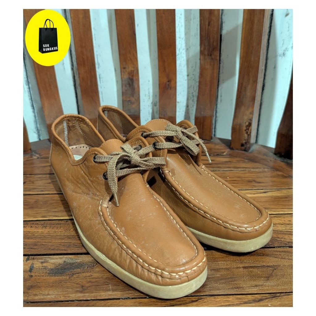Clarks - Tan Classic Leather Wallabee