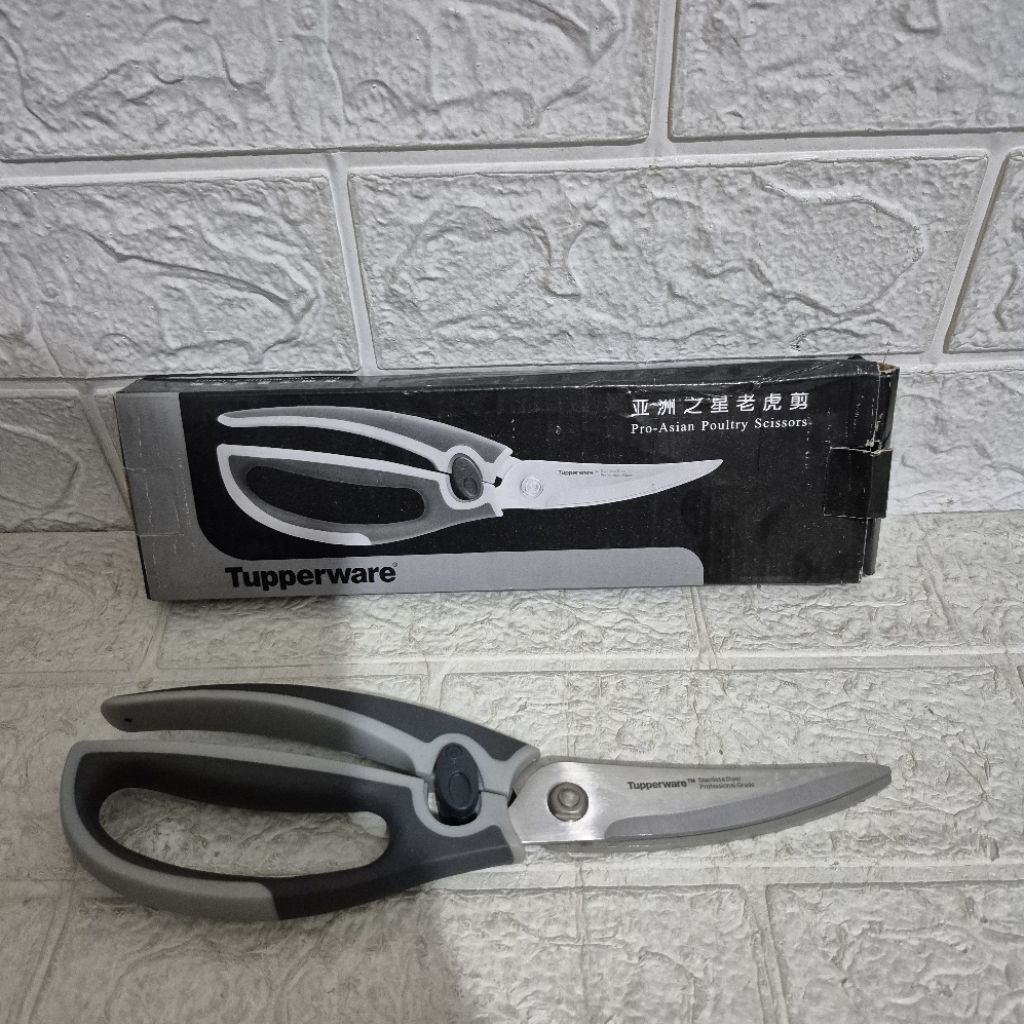 Knife Tupperware pisau tupperware can opener tupperware ice scoop