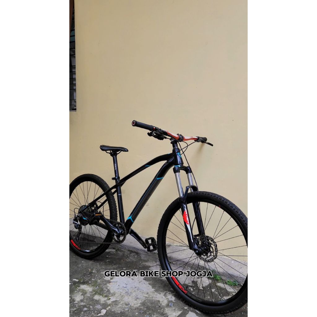 Thrill vanquish elite (sepeda gunung/MTB bekas)