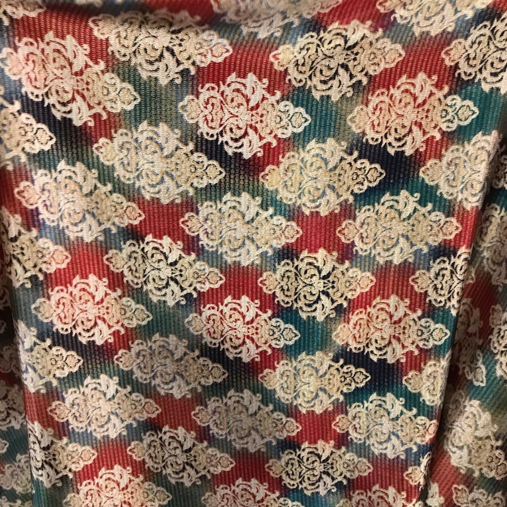 kain satin motif ~ kain satin motif batik ~ kain silk motif bunga batik ~ kain satin motif batik aj1