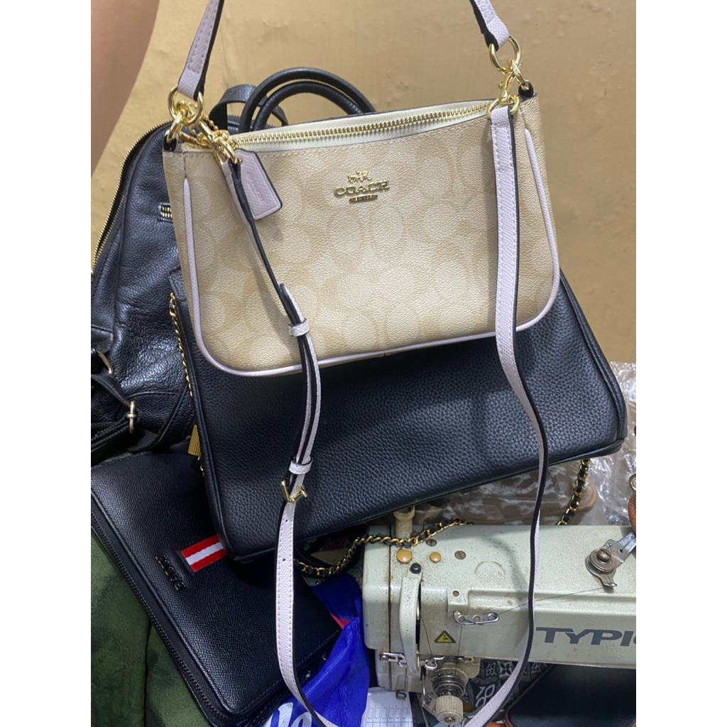 coach sling bag mini