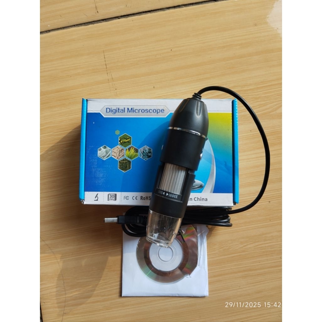 Microscope digital bekas normal
