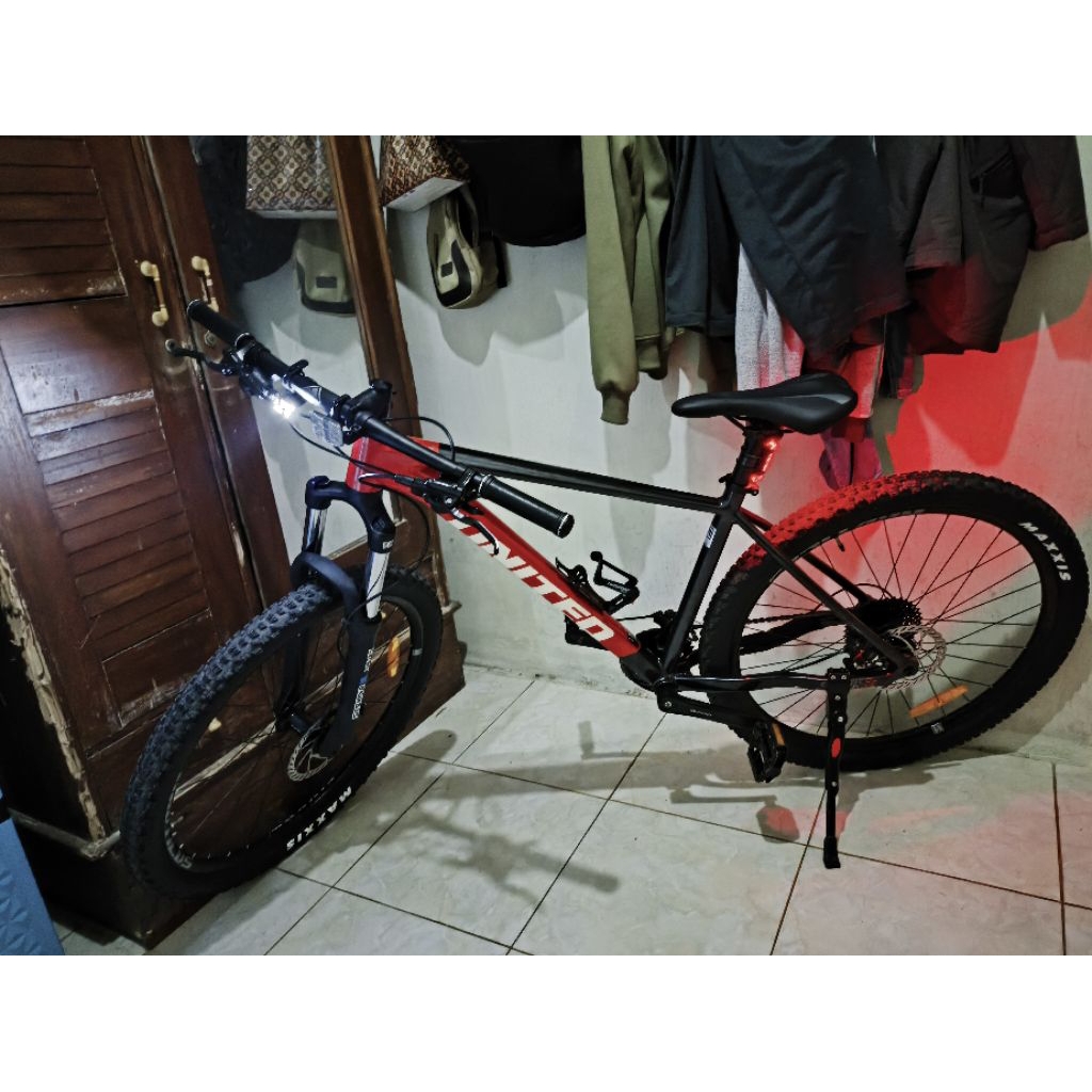 Sepeda MTB United Clovis 3.10