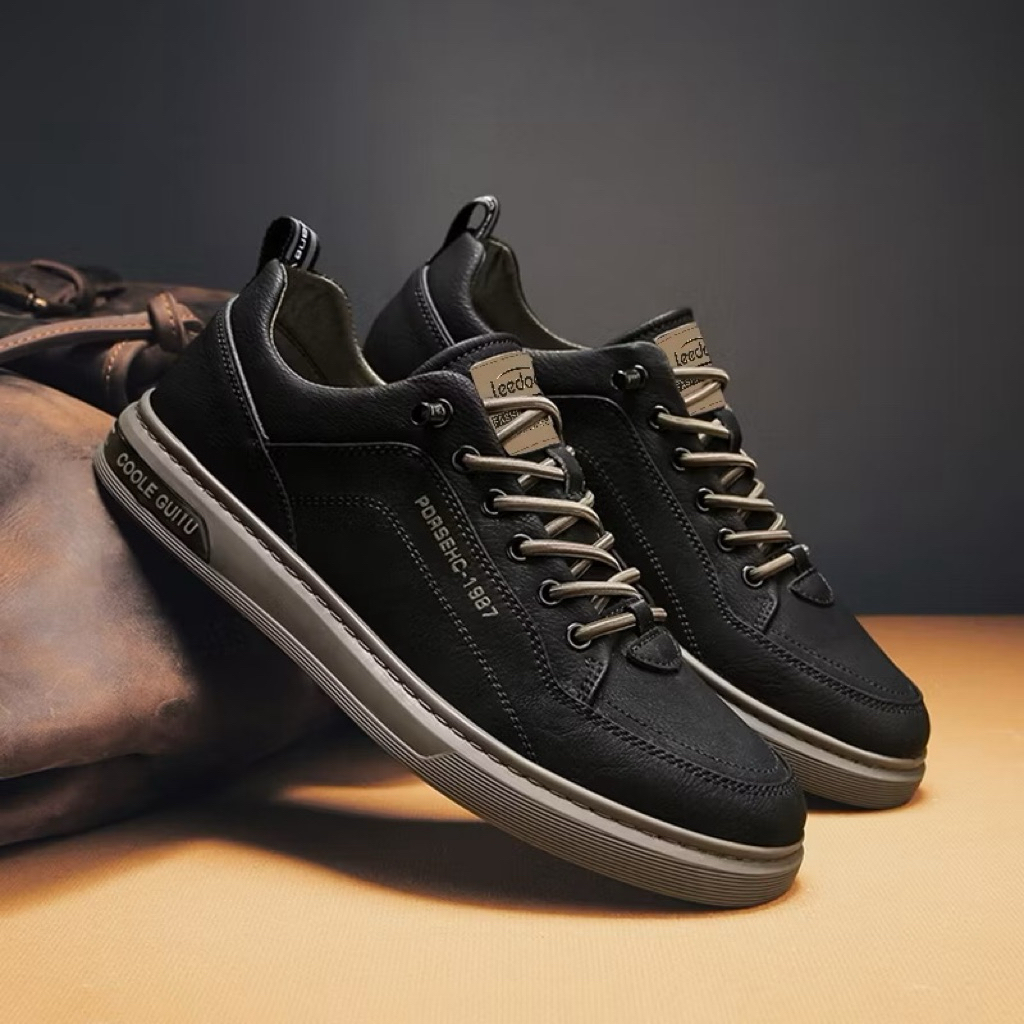Leedoo Sepatu Pria Formal Sneakers Original - Hitam MC421