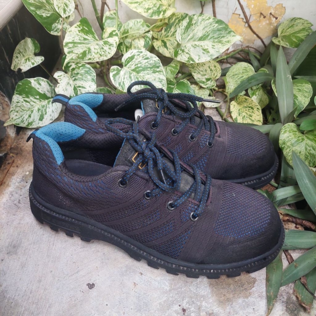sepatu safety second krisbow size 41(27cm)