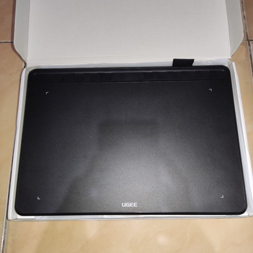 PENTAB UGEE S1060 - DRAWING PEN TABLET