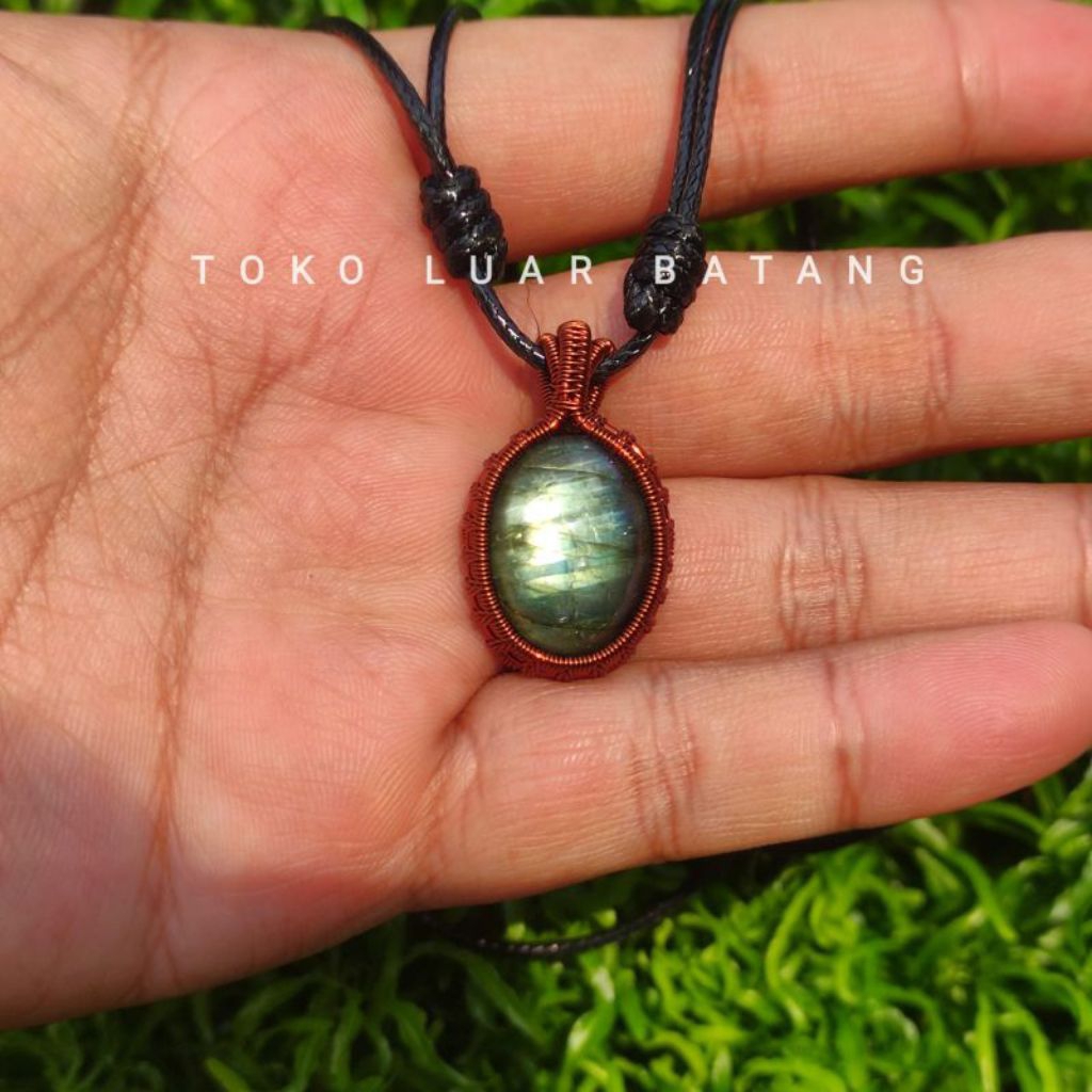 Kalung etnik Wire Wrapped batu akik Labrador natural 100% asli