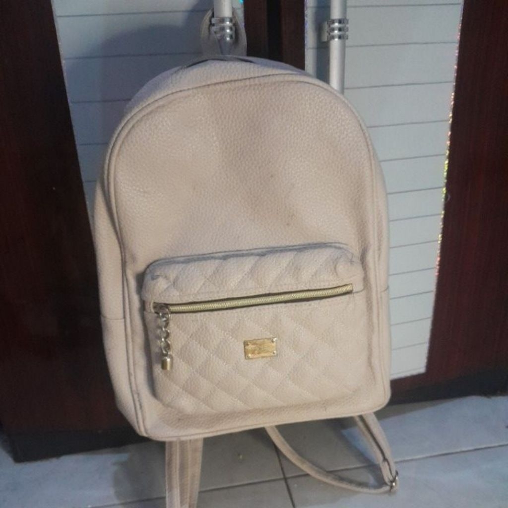 Ransel brand WPS cream preloved 32x25 tebal lentur puring satin
