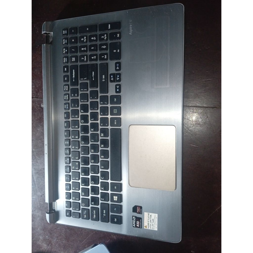 casing Acer V5 573