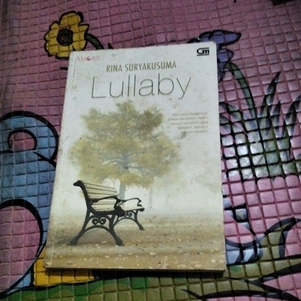 NOVEL LULLABY