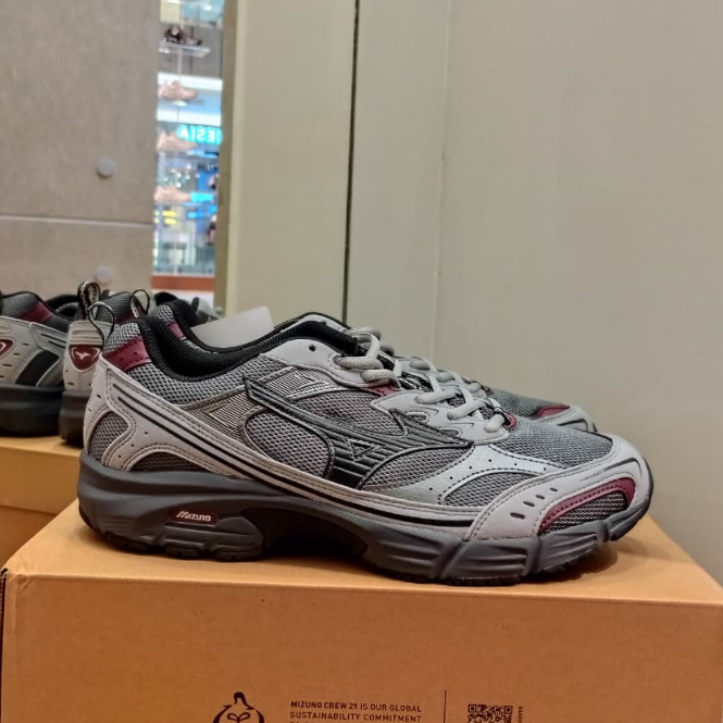 SEPATU MIZUNO MXR MIZD1GA256207