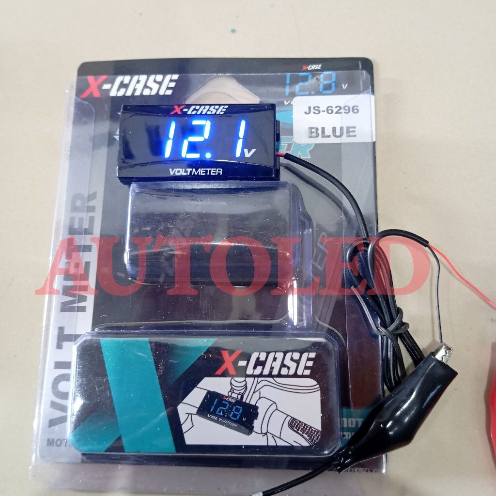 Voltmeter motor/mobil
