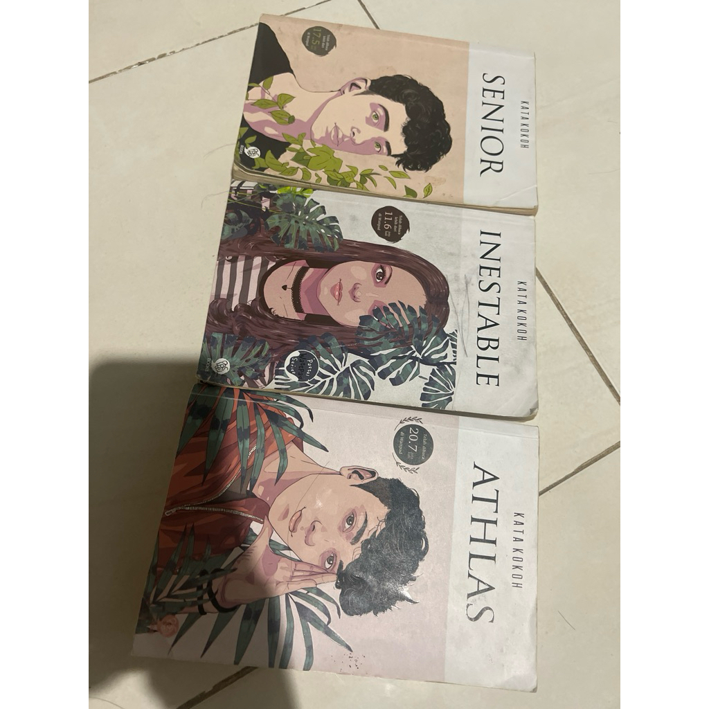 PRELOVED BUNDLE BUKU NOVEL SENIOR, INESTABLE, ATHLAS
