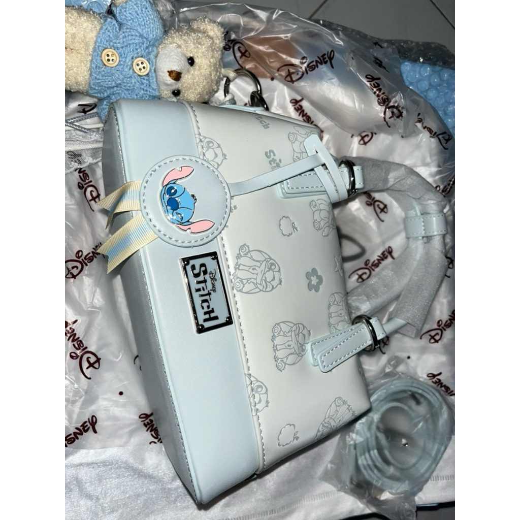 Tas Selempang Stitch