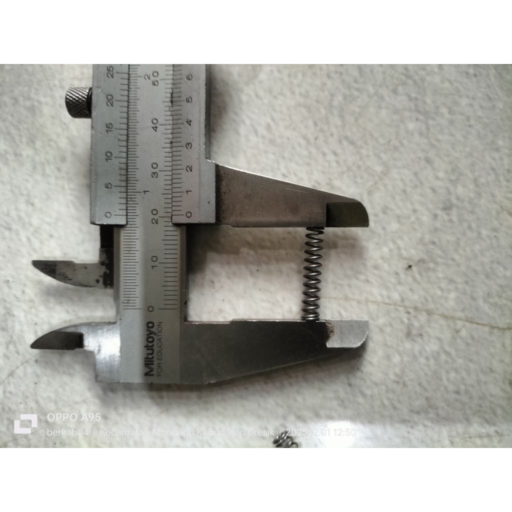 spring pegas tekan baja 0,6mm